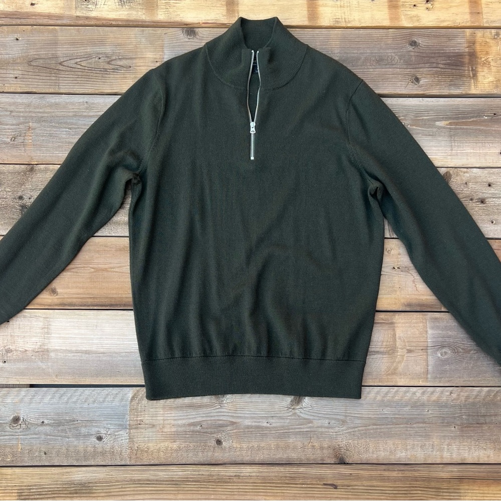 J.Crew 100% Merino wool men's sweater.